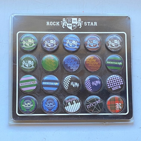 Rockstar Games promotional button set. Unopened. - Picture 1 of 4